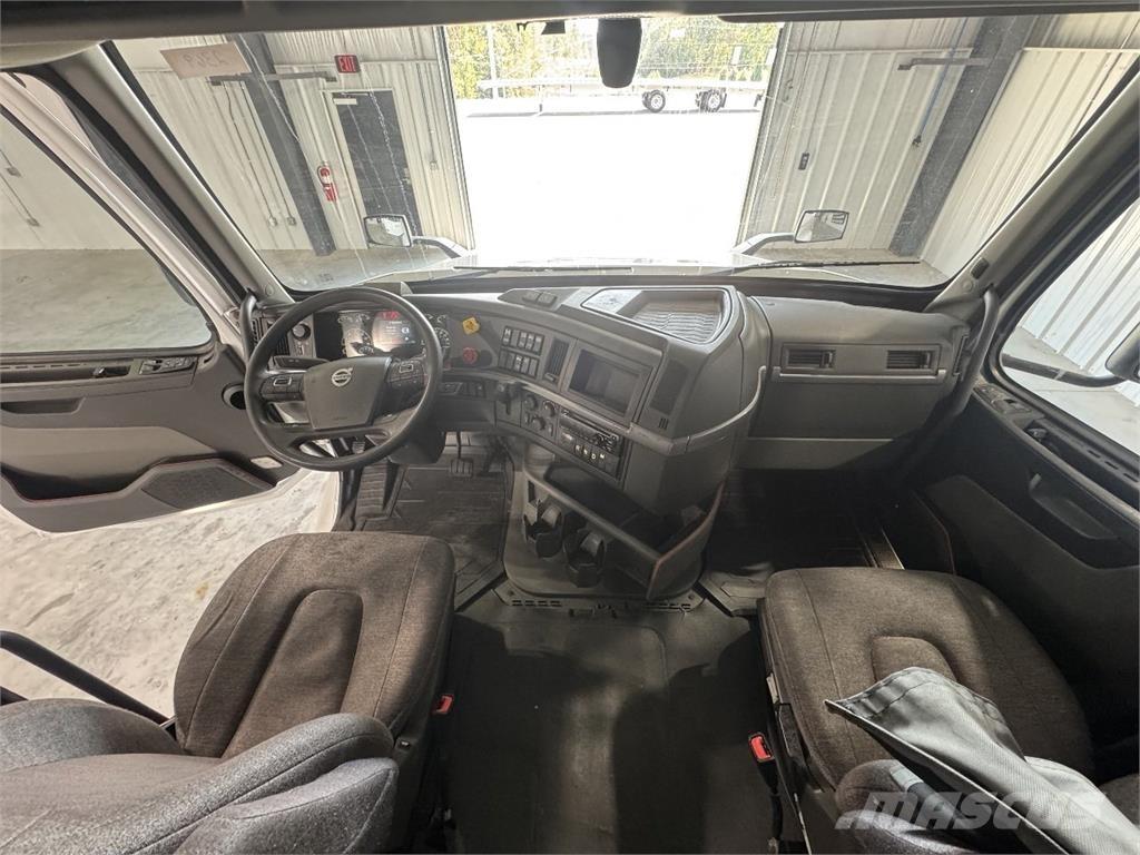 Volvo VNL760 牵引车