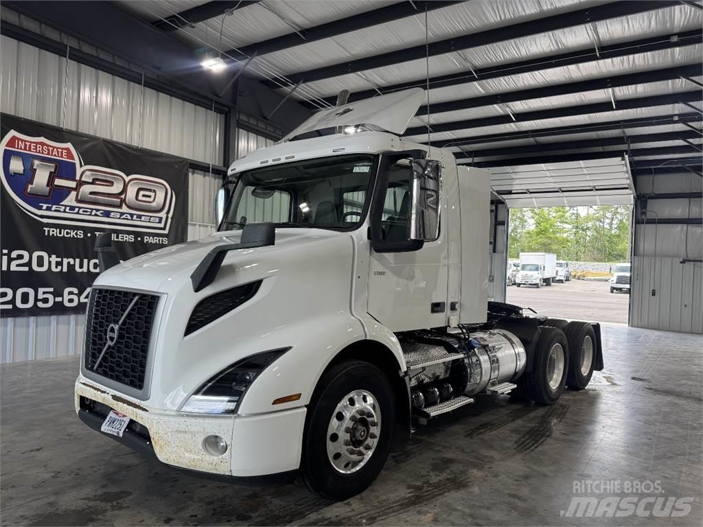 Volvo VNR64T300 牵引车