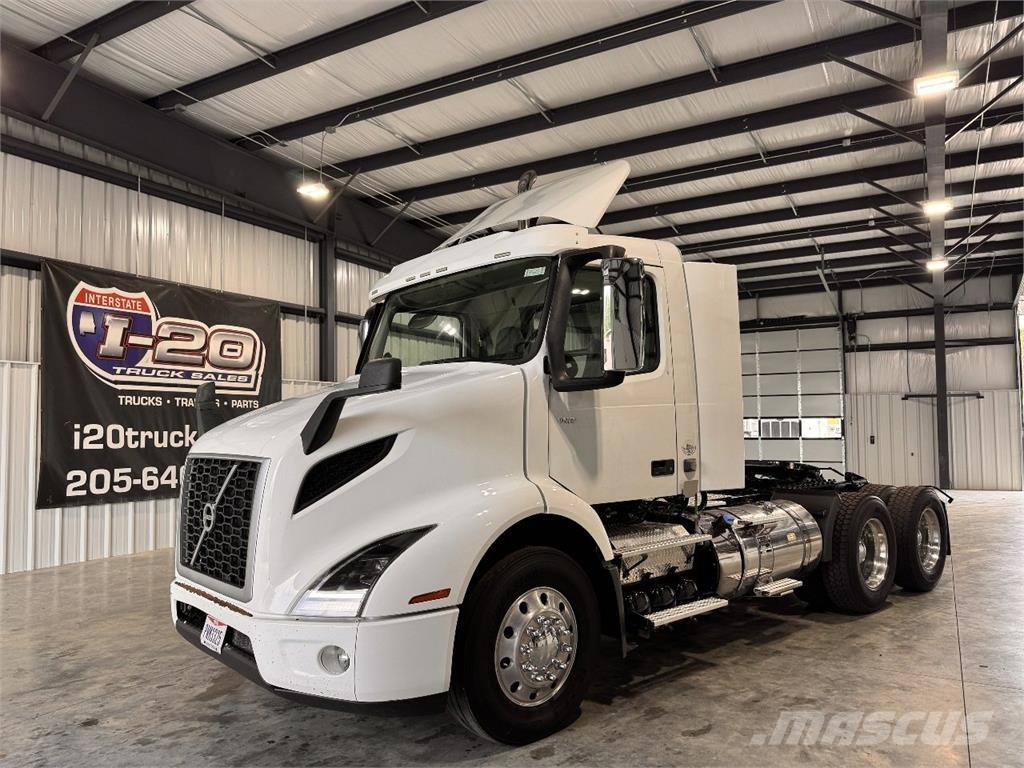 Volvo VNR64T300 牵引车