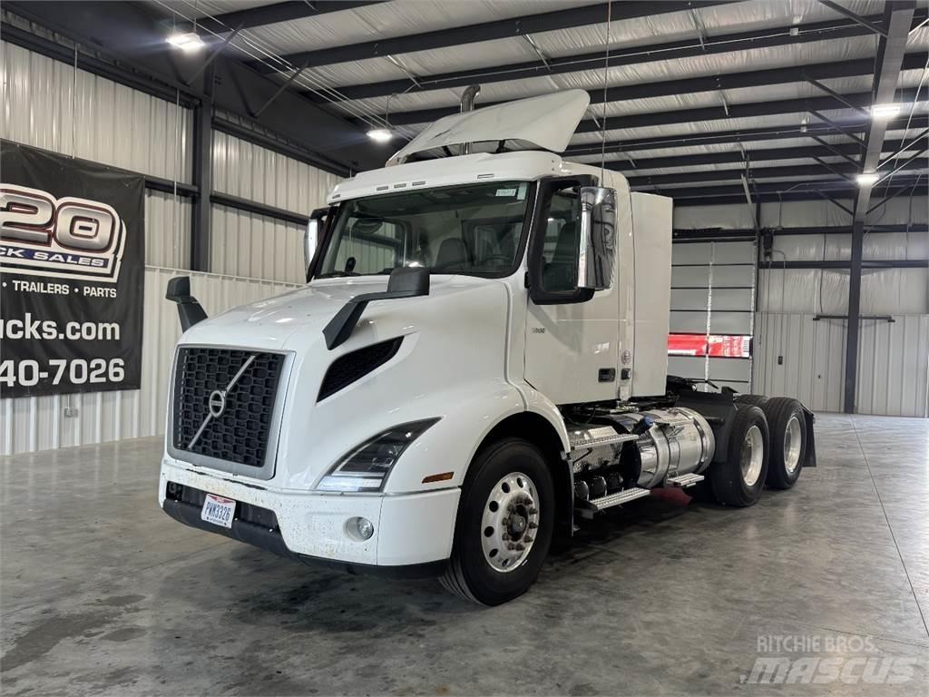 Volvo VNR64T300 牵引车