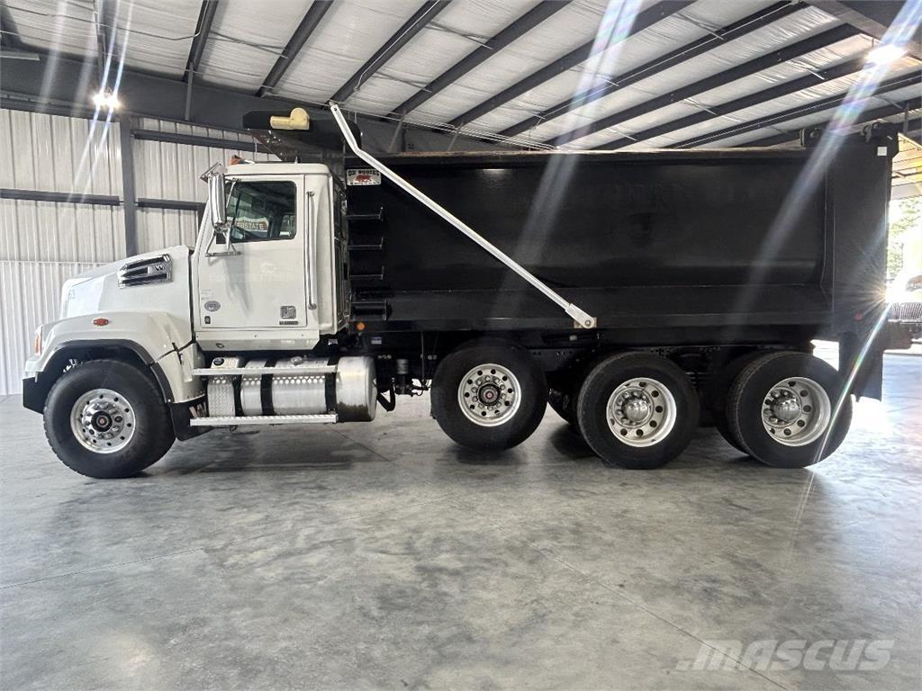 Western Star 4700 自卸式货车
