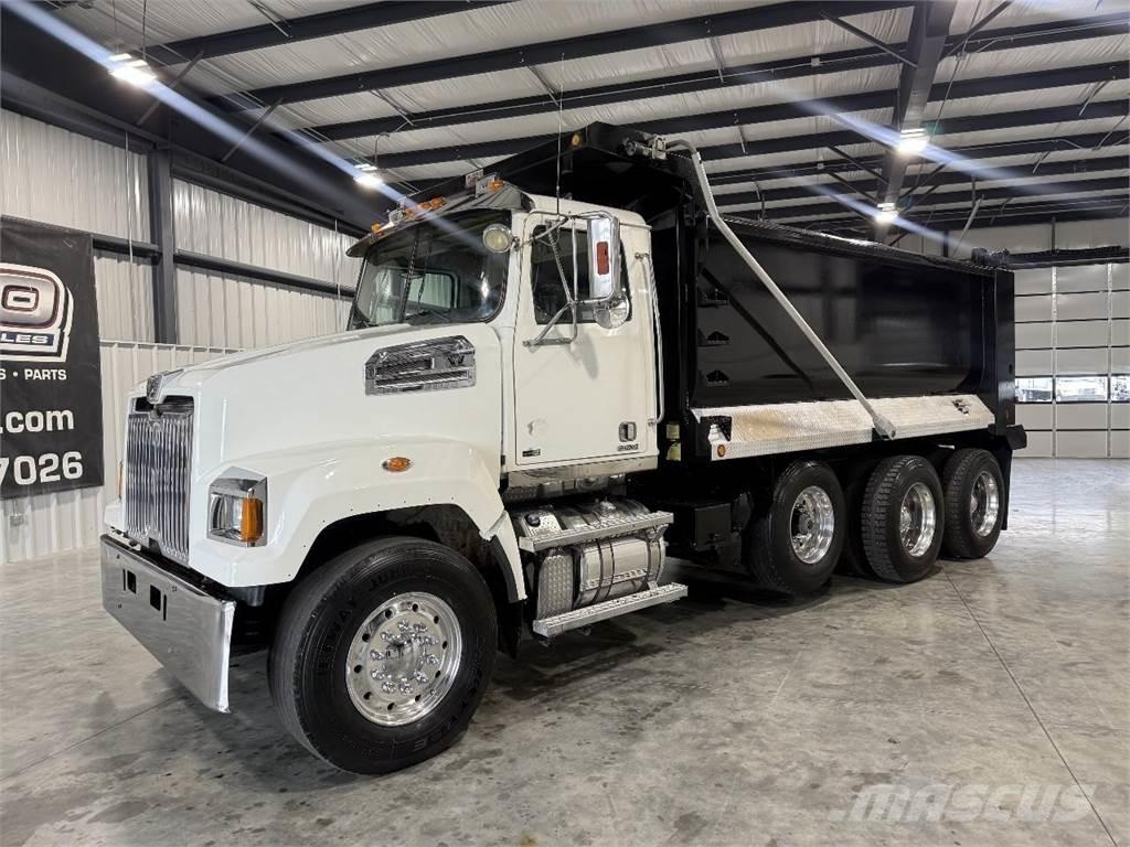 Western Star 4700SF 自卸式货车