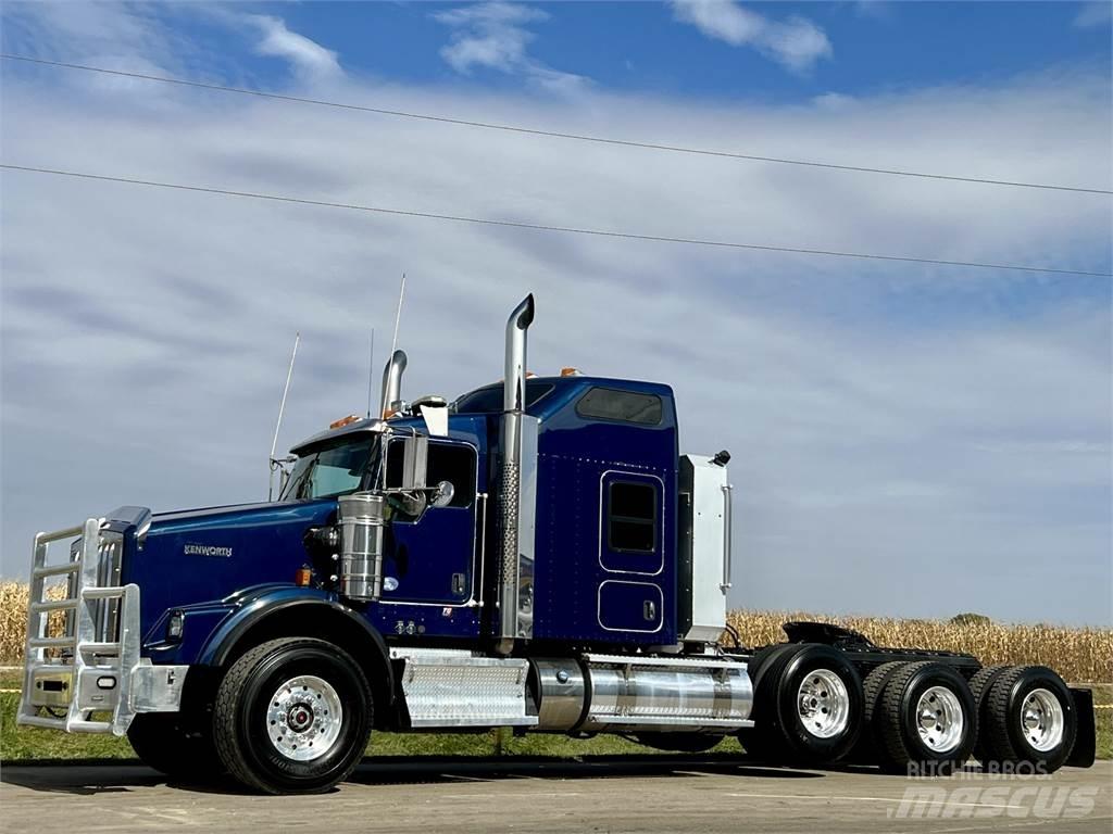 Kenworth T800 牵引车