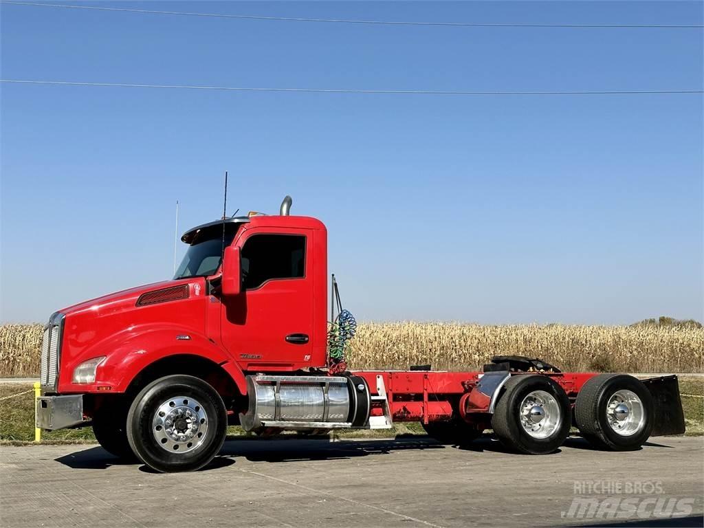 Kenworth T880 牵引车