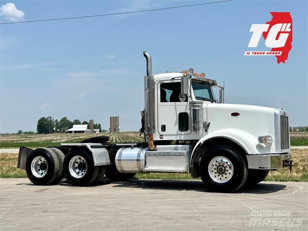 Peterbilt 367 牵引车