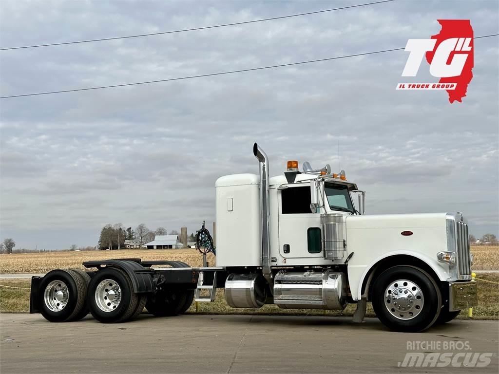 Peterbilt 389 牵引车