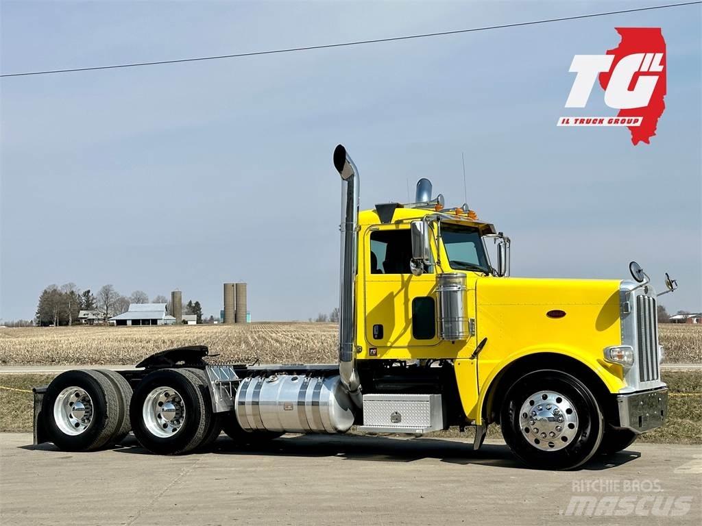 Peterbilt 389 牵引车