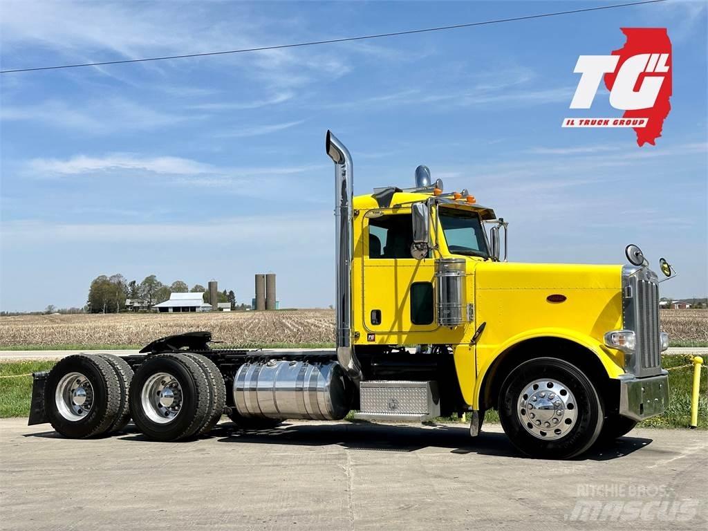 Peterbilt 389 牵引车