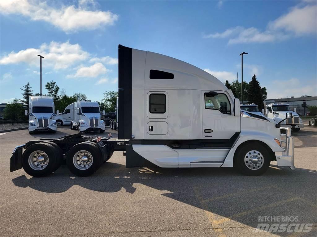 Kenworth T680 牵引车
