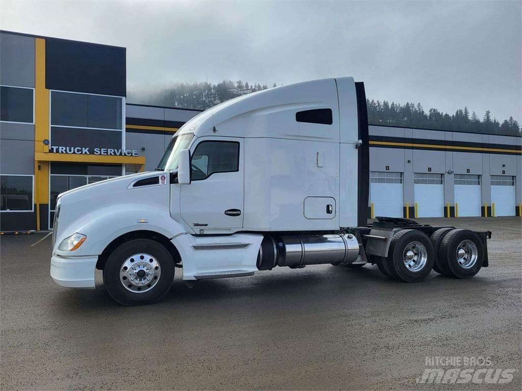 Kenworth T680 平板车