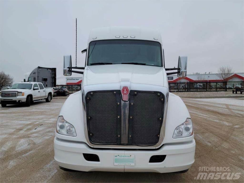 Kenworth T680 牵引车