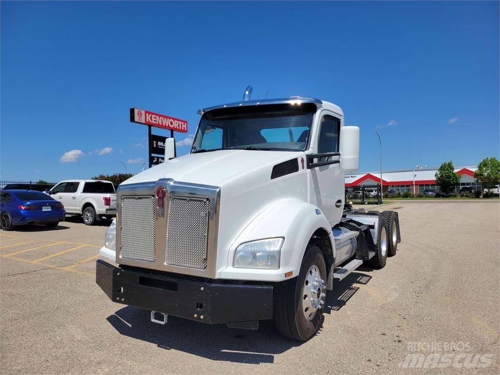 Kenworth T880 平板车