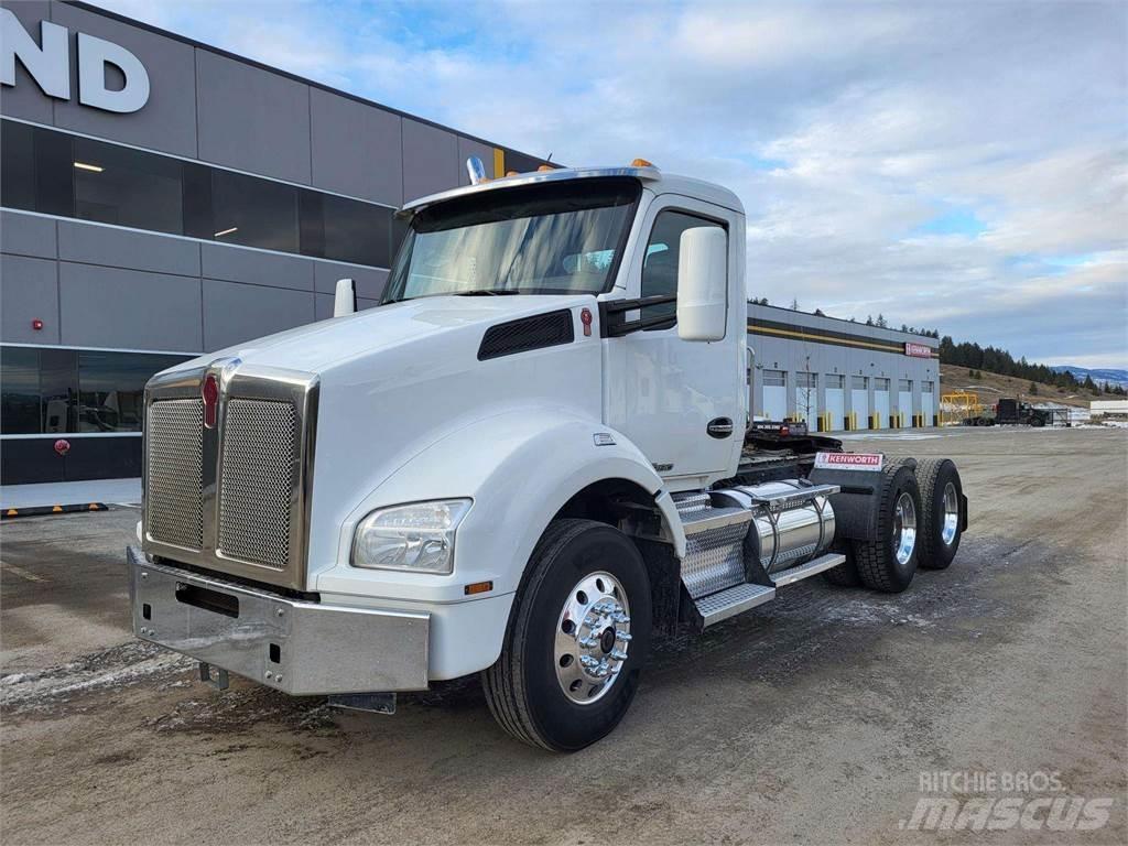 Kenworth T880 牵引车