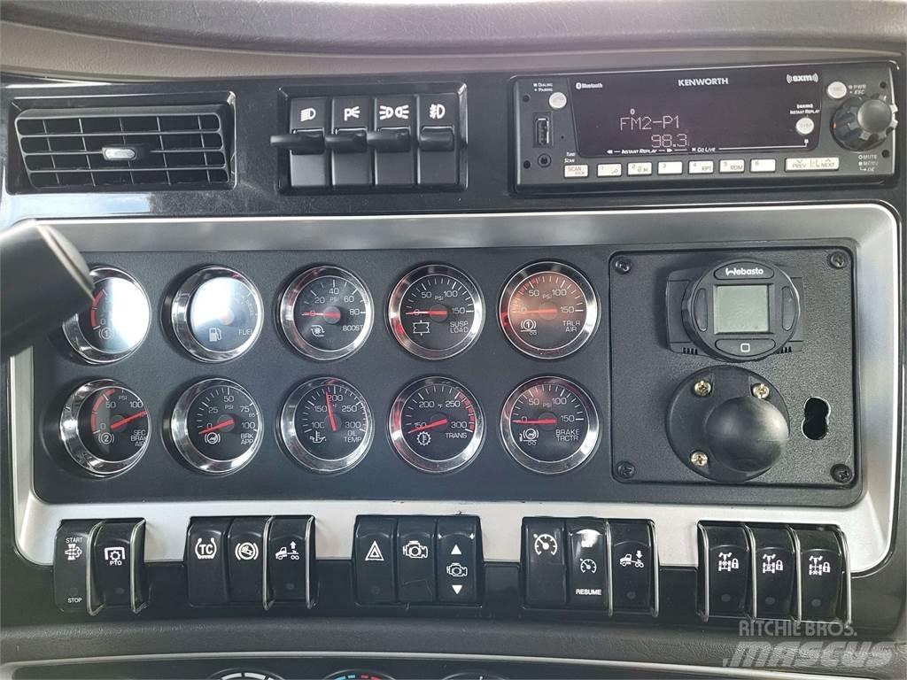 Kenworth W900 平板车