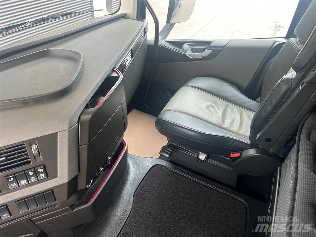 Volvo FH540 可拆卸式卡车