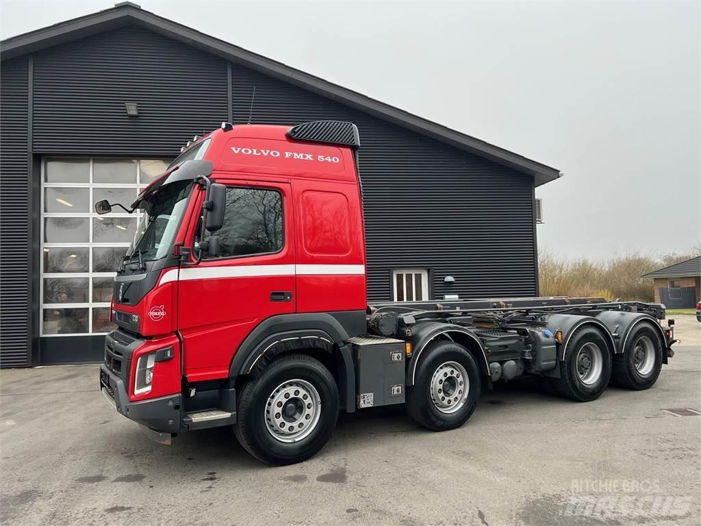 Volvo FMX540 Globe 可拆卸式卡车