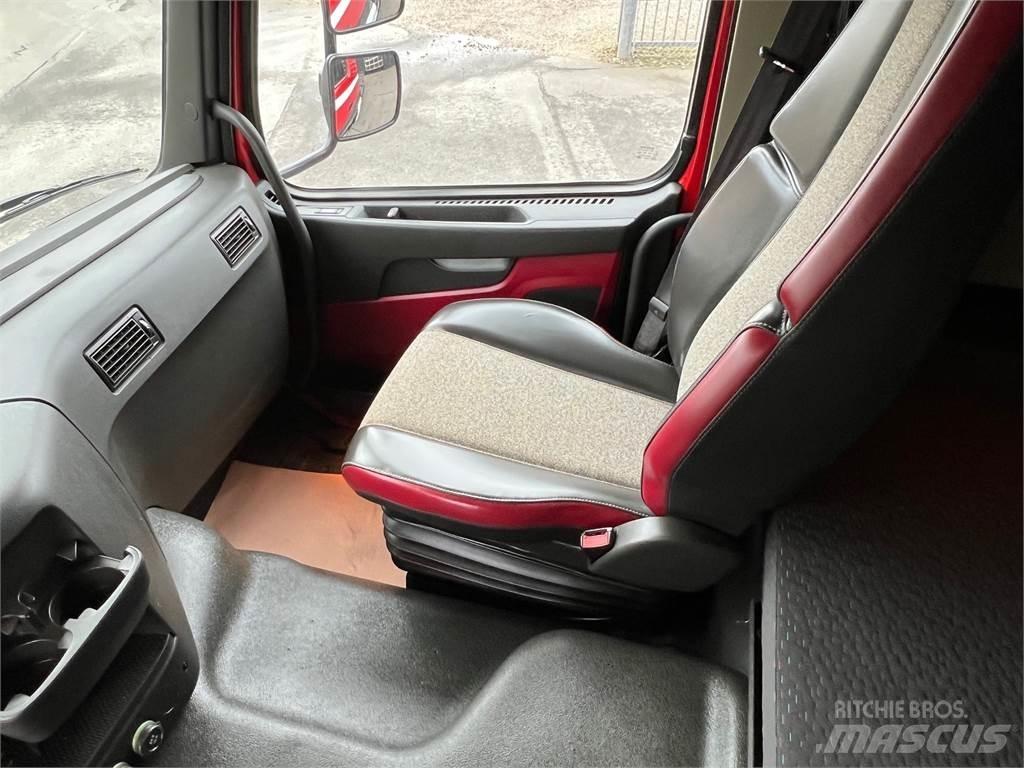 Volvo FMX540 Globe 可拆卸式卡车