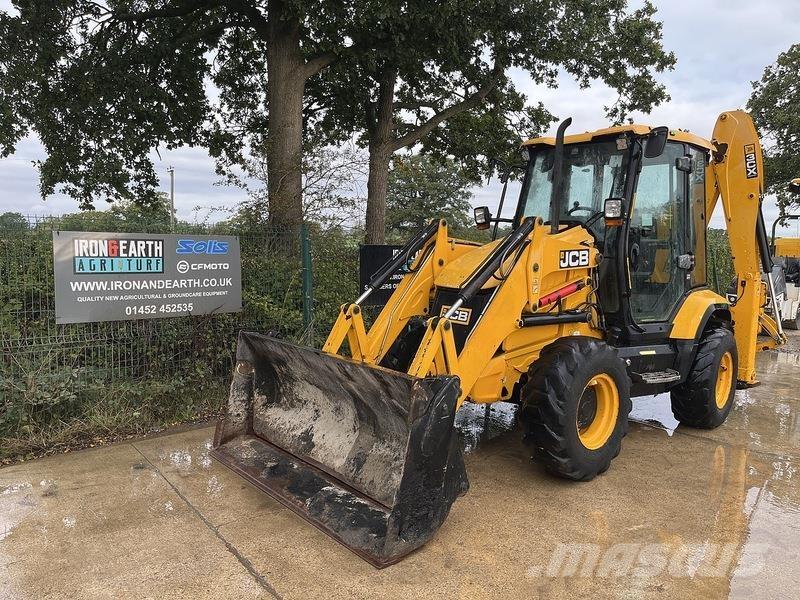 JCB 3CX Compact 履带挖掘机