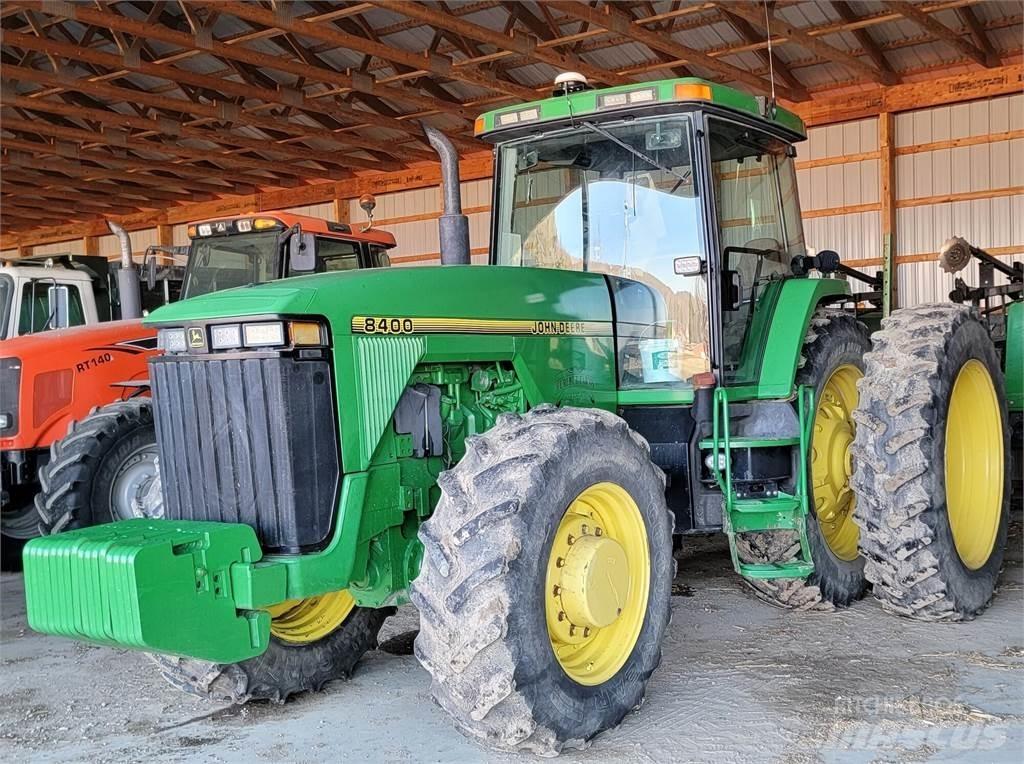 John Deere 8400 拖拉机/农用车