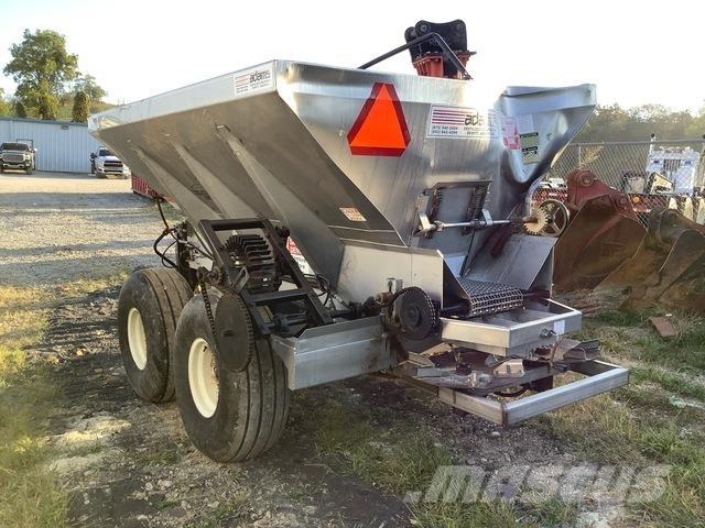 Adams HLS-6-4W 矿物肥料撒播机
