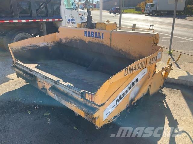  AEM DM4000 沥青摊铺机