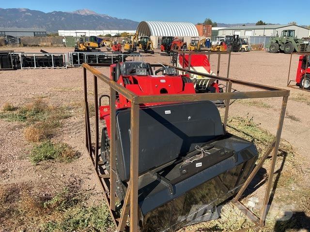 AGT QHT500FL 履带式自卸车