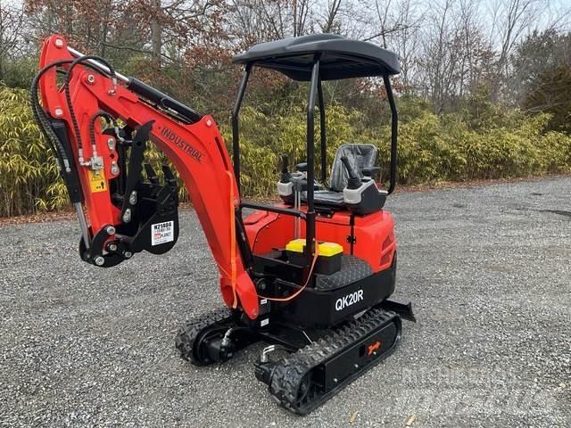 AGT QK20R 履带挖掘机