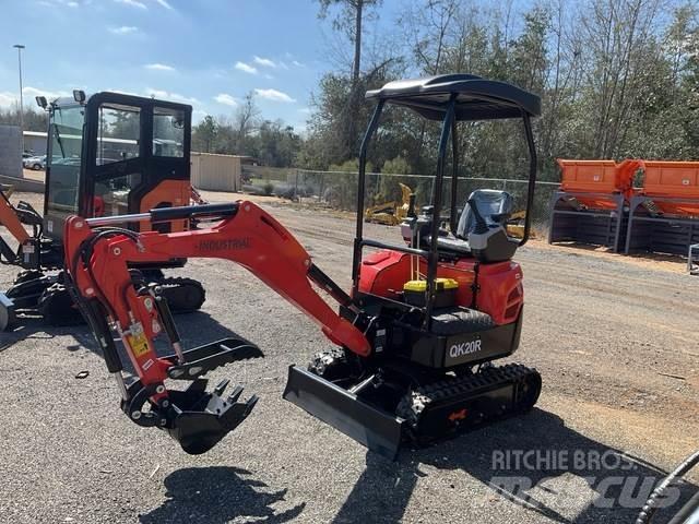 AGT QK20R 履带挖掘机
