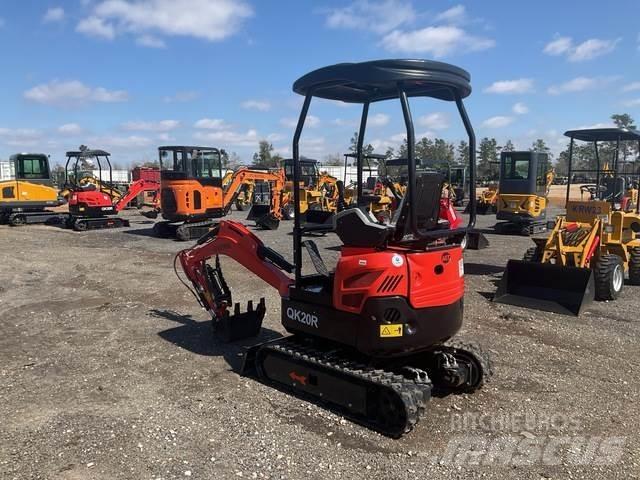 AGT QK20R 履带挖掘机