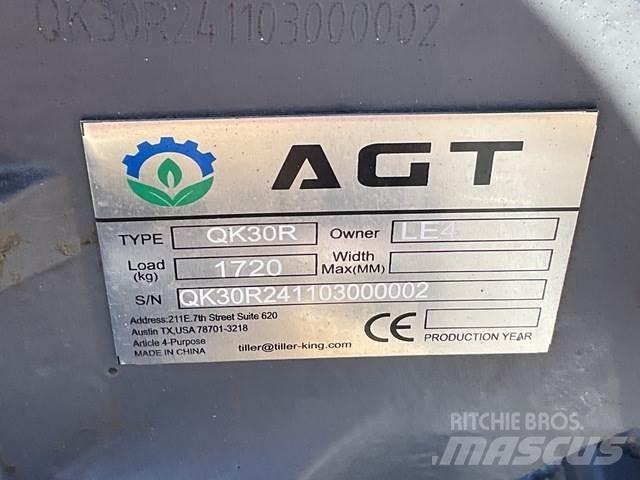 AGT QK30R 履带挖掘机