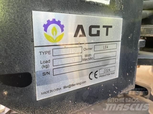 AGT QNT50R 履带挖掘机