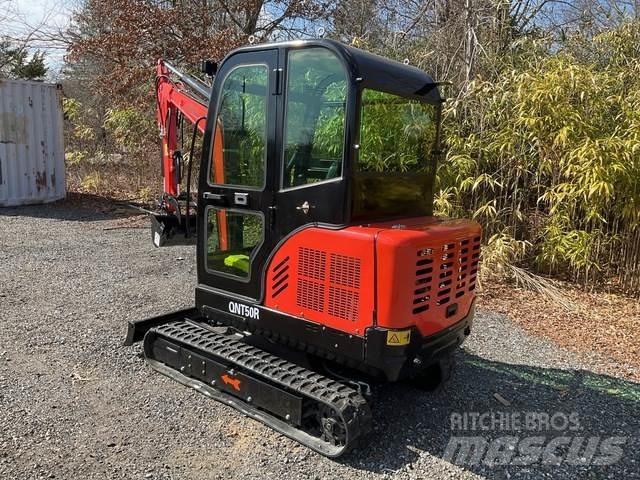 AGT QNT50R 履带挖掘机
