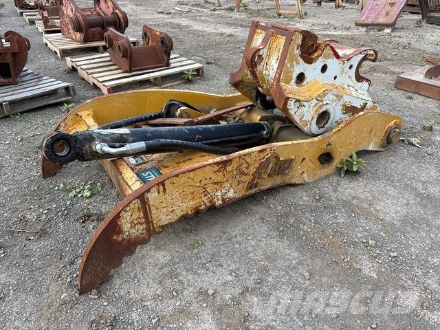 AMI  履带挖掘机