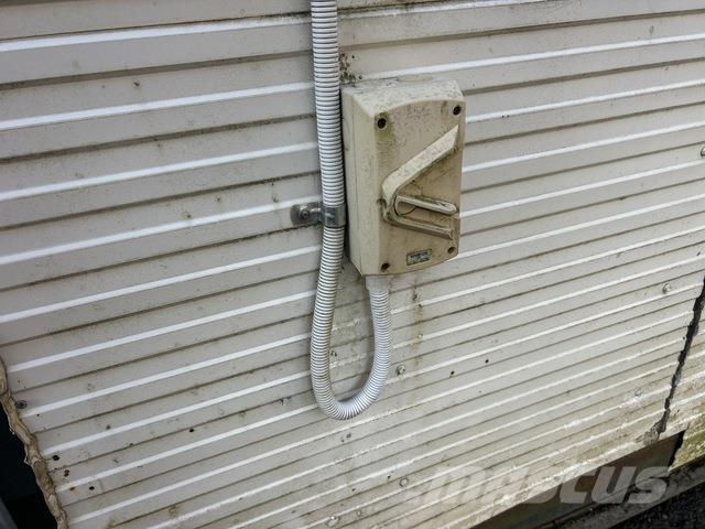  APB 钢架建筑