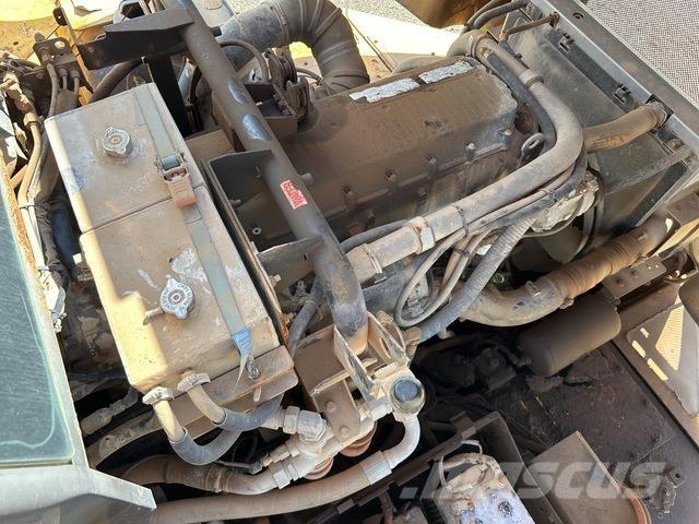 Astra ADT40 铰接式自卸车