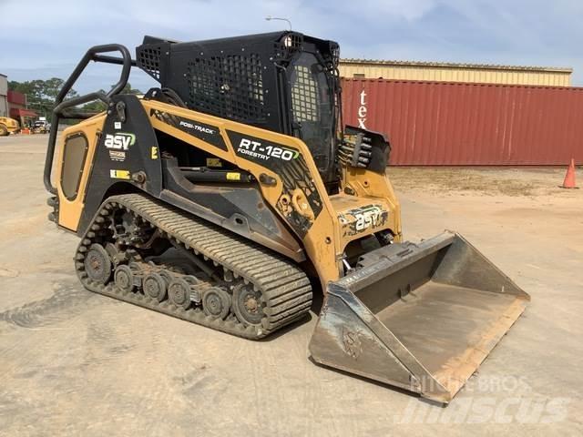 ASV RT120 滑移装载机