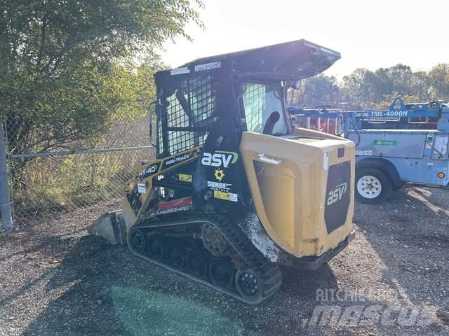 ASV RT40 滑移装载机