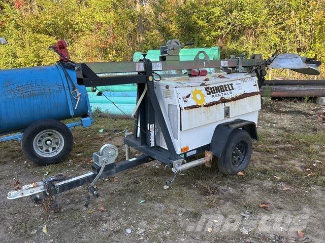 Atlas QLT M10 拖车式灯塔