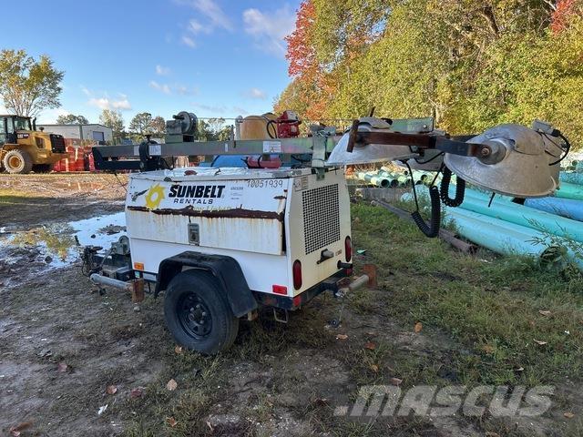 Atlas QLT M10 拖车式灯塔