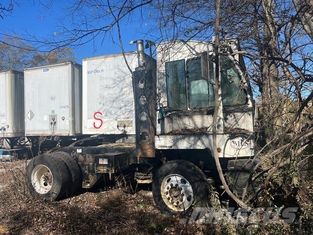 Autocar  码头牵引车