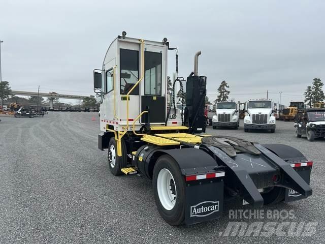 Autocar ACTT42 码头牵引车