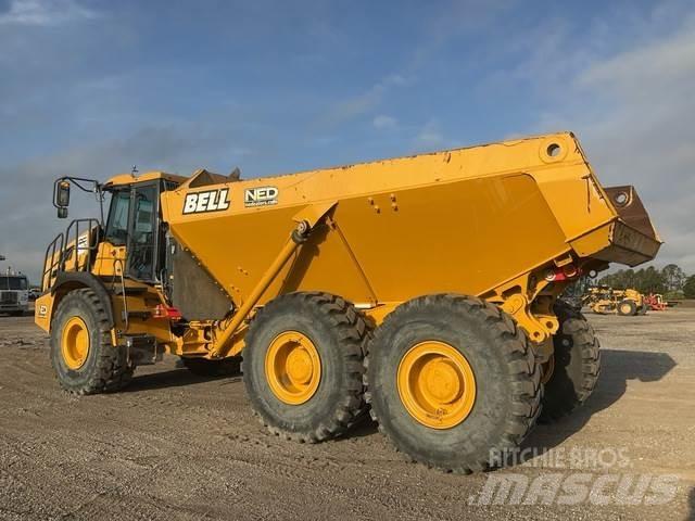 Bell B30E 铰接式自卸车