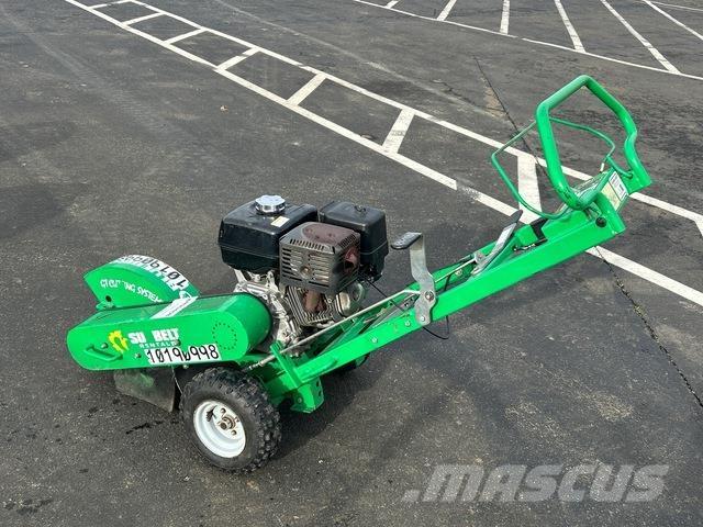 Blue Bird SG13 木材粉碎机