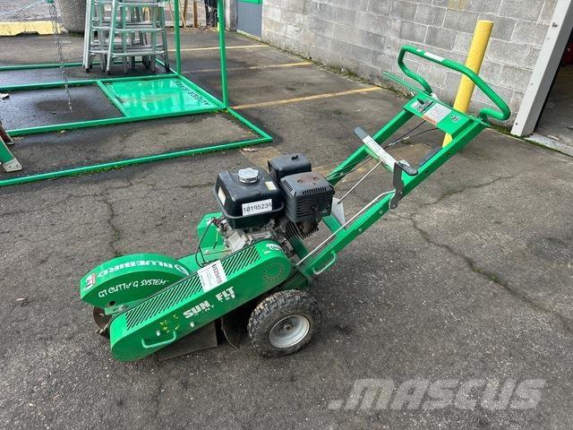 Blue Bird SG13 木材粉碎机