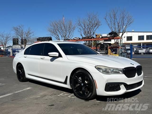 BMW 750I 汽车