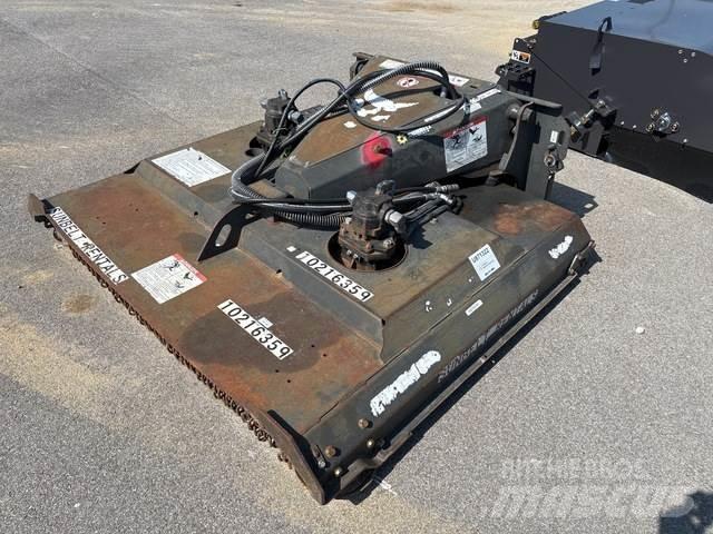 Bobcat  骑乘式割草机