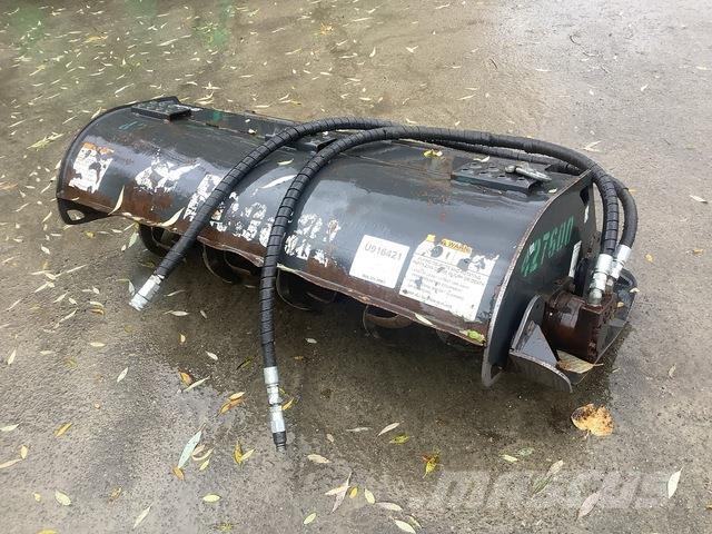 Bobcat  动力旋转耙