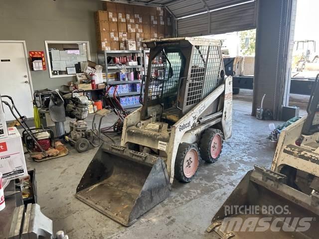 Bobcat 463 滑移装载机