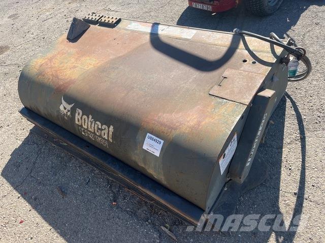 Bobcat 72 扫地机