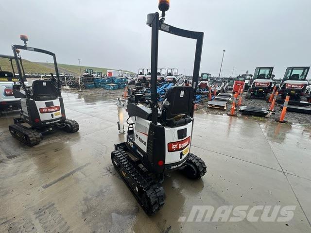 Bobcat E10e 履带挖掘机